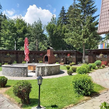 Hotel Ruia Пояна-Брашов Экстерьер фото