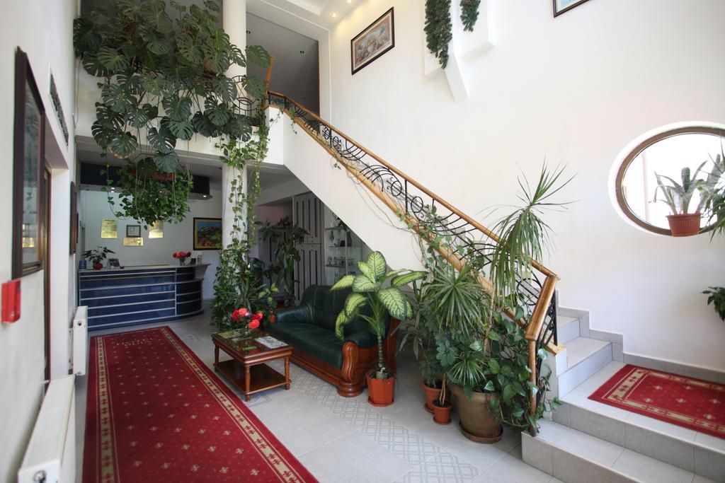 Hotel Ruia Пояна-Брашов Экстерьер фото