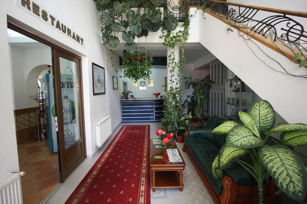 Hotel Ruia Пояна-Брашов Экстерьер фото