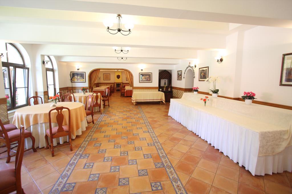 Hotel Ruia Пояна-Брашов Экстерьер фото