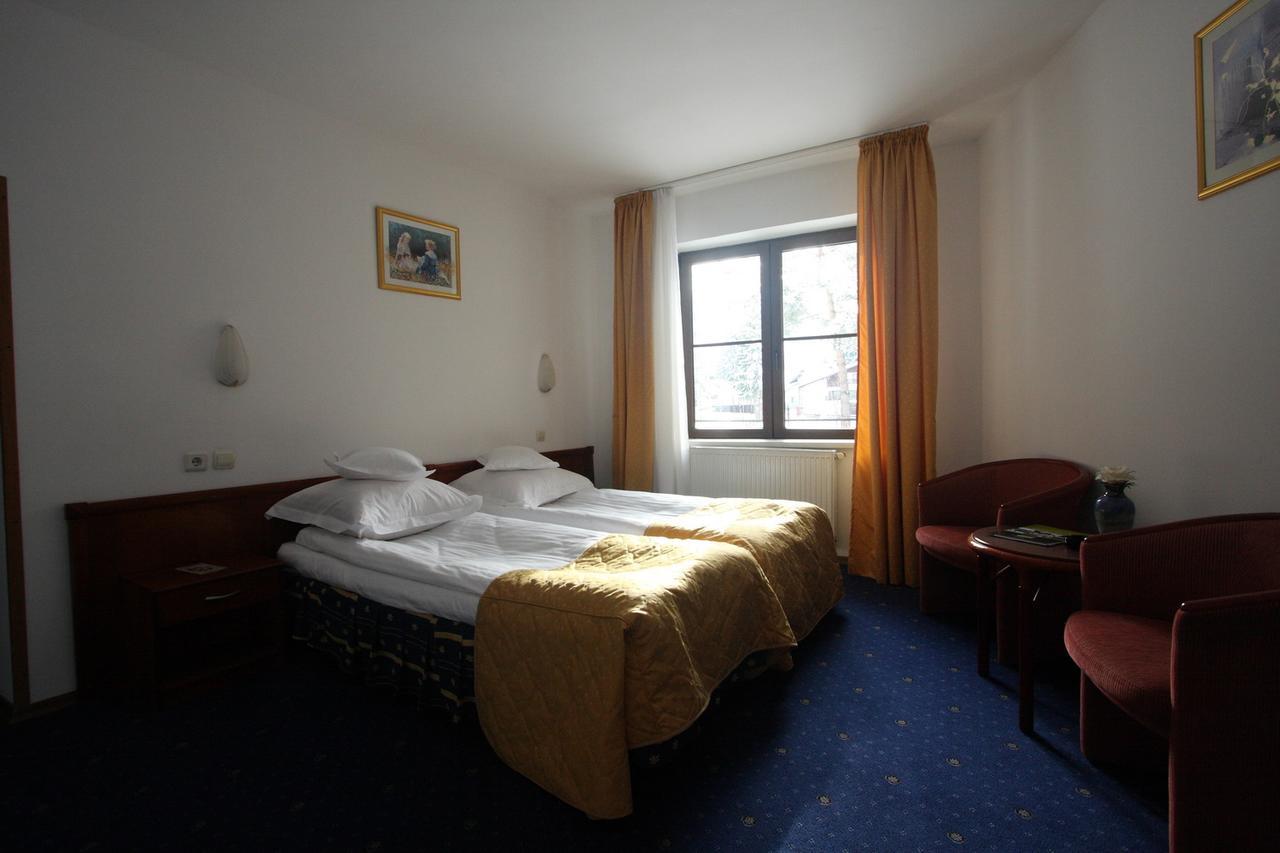Hotel Ruia Пояна-Брашов Экстерьер фото